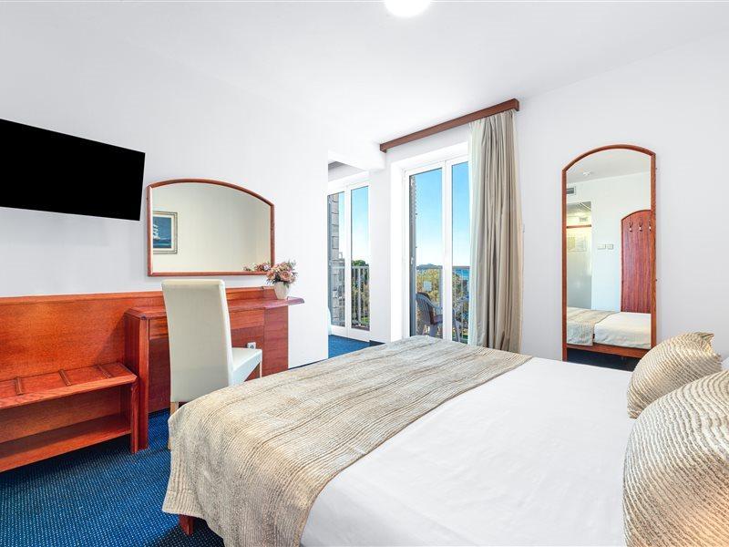 Hotel Komodor 3*