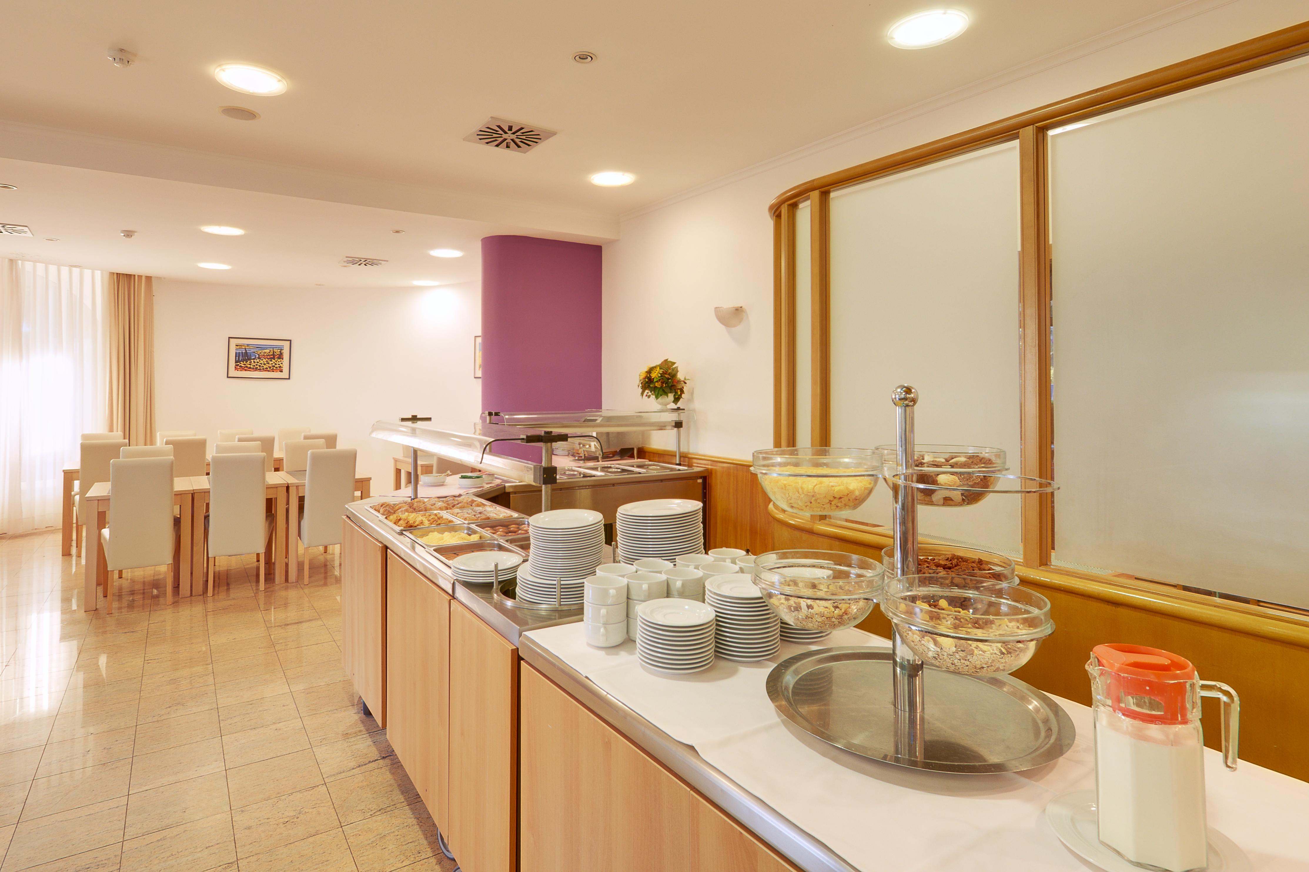 Hotel Komodor 3*